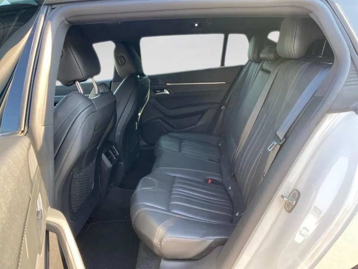 Peugeot 508 SW usata a Torino (8)