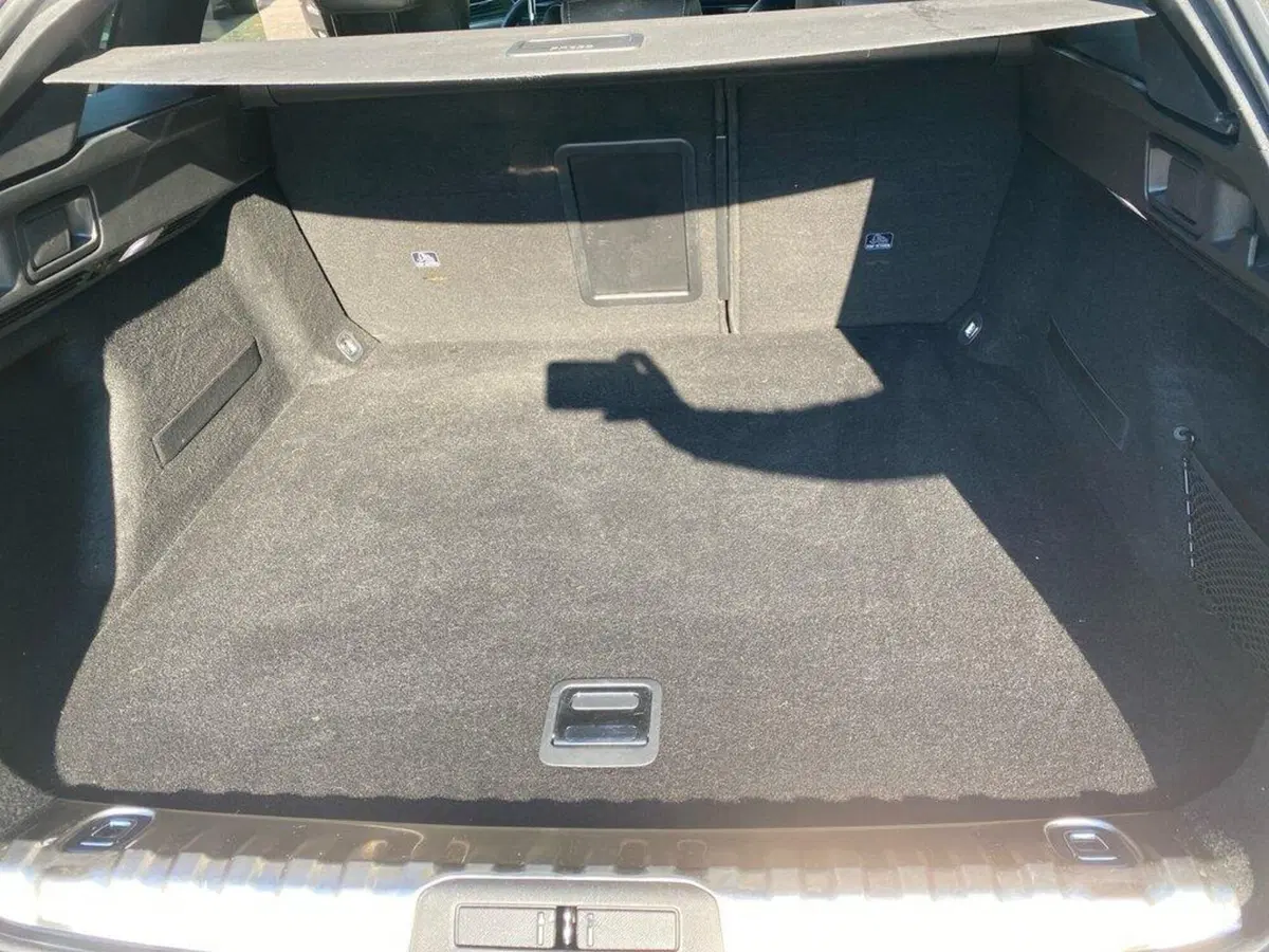 Peugeot 508 SW usata a Torino (9)