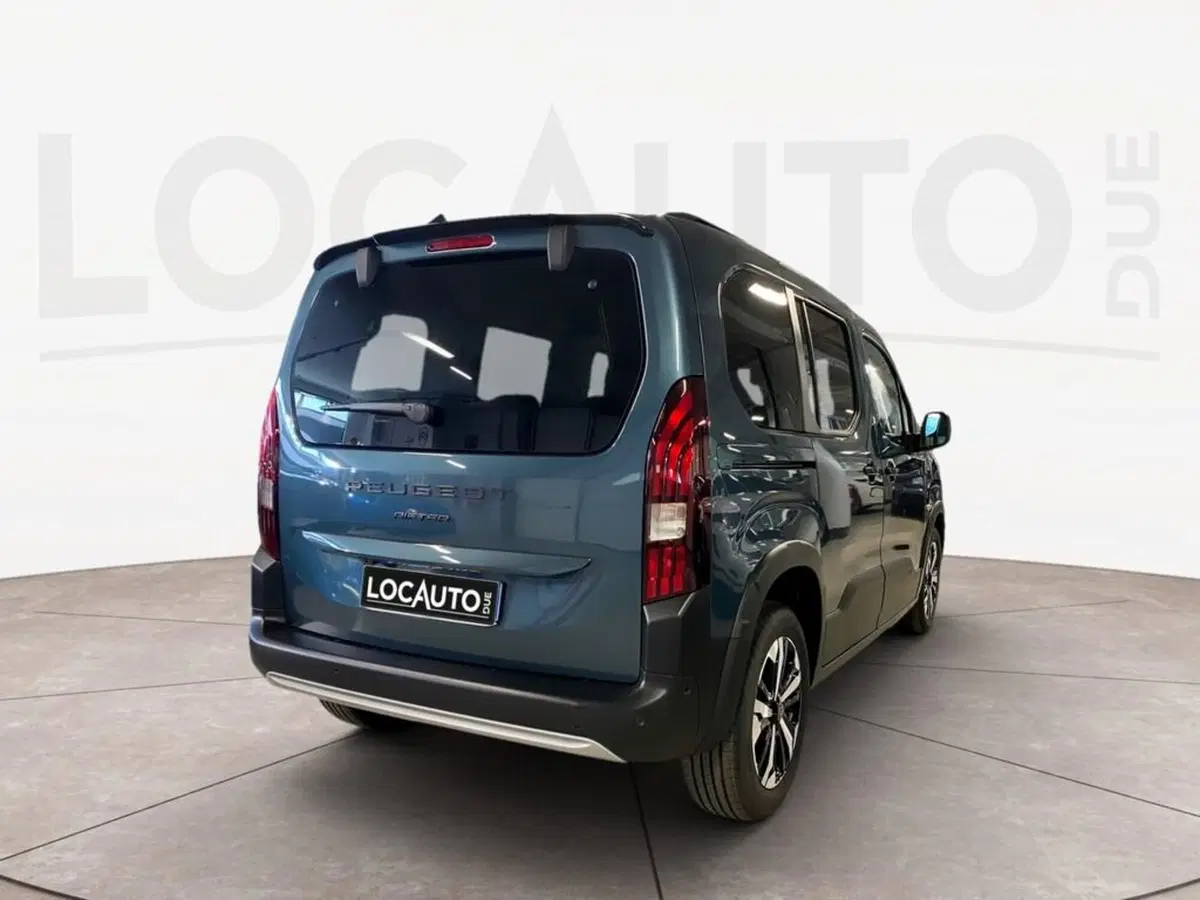 Peugeot Rifter nuova a Torino (4)