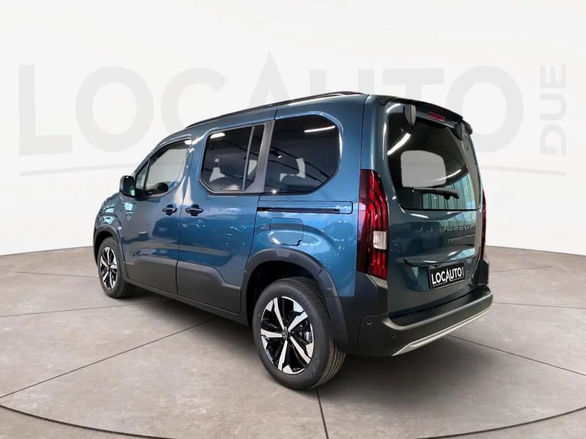 Peugeot Rifter nuova a Torino (5)