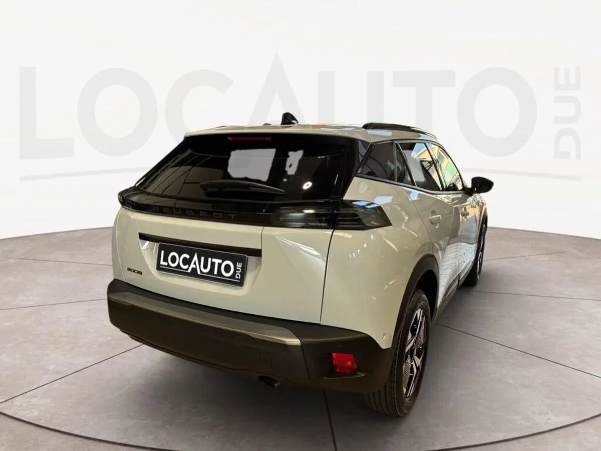 Peugeot 2008 nuova a Torino (4)