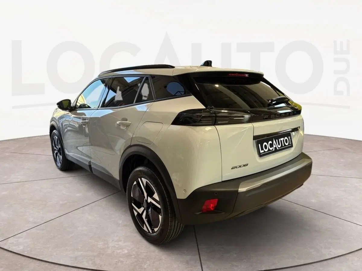 Peugeot 2008 nuova a Torino (5)