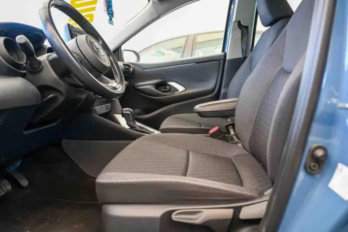 Toyota Yaris Cross usata a Torino (9)