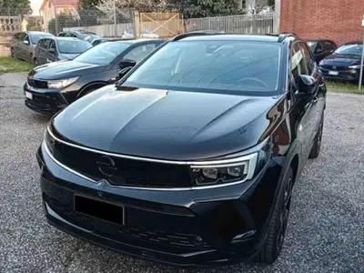 Opel Grandland 1.2 Turbo 12V 130 CV aut. GS Line del 2024 usata a Pianezza