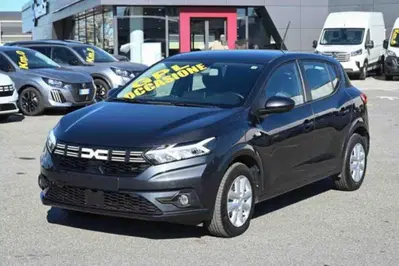 Dacia Sandero Streetway 1.0 TCe ECO-G Essential del 2023 usata a Pianezza