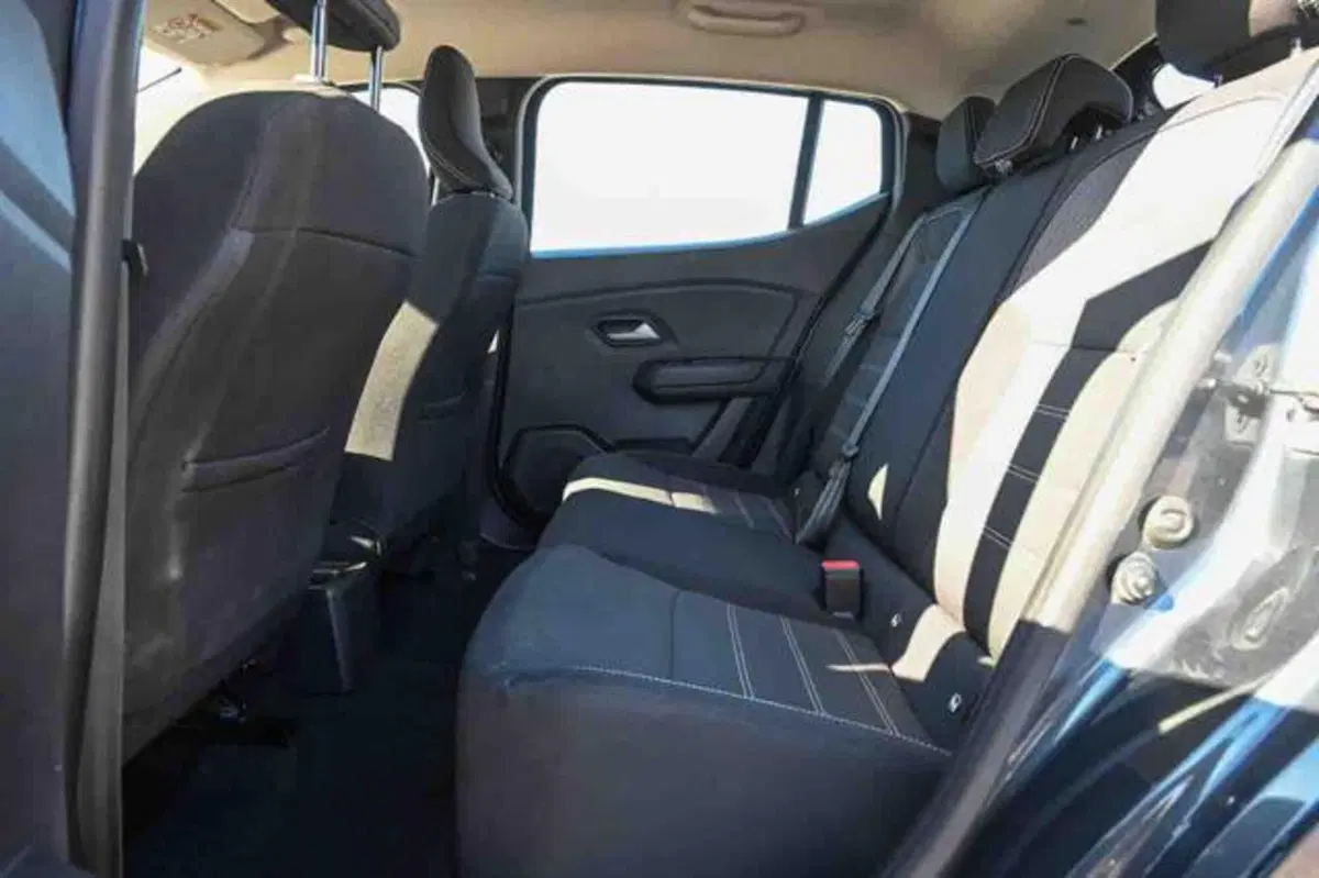 Dacia Sandero usata a Torino (11)