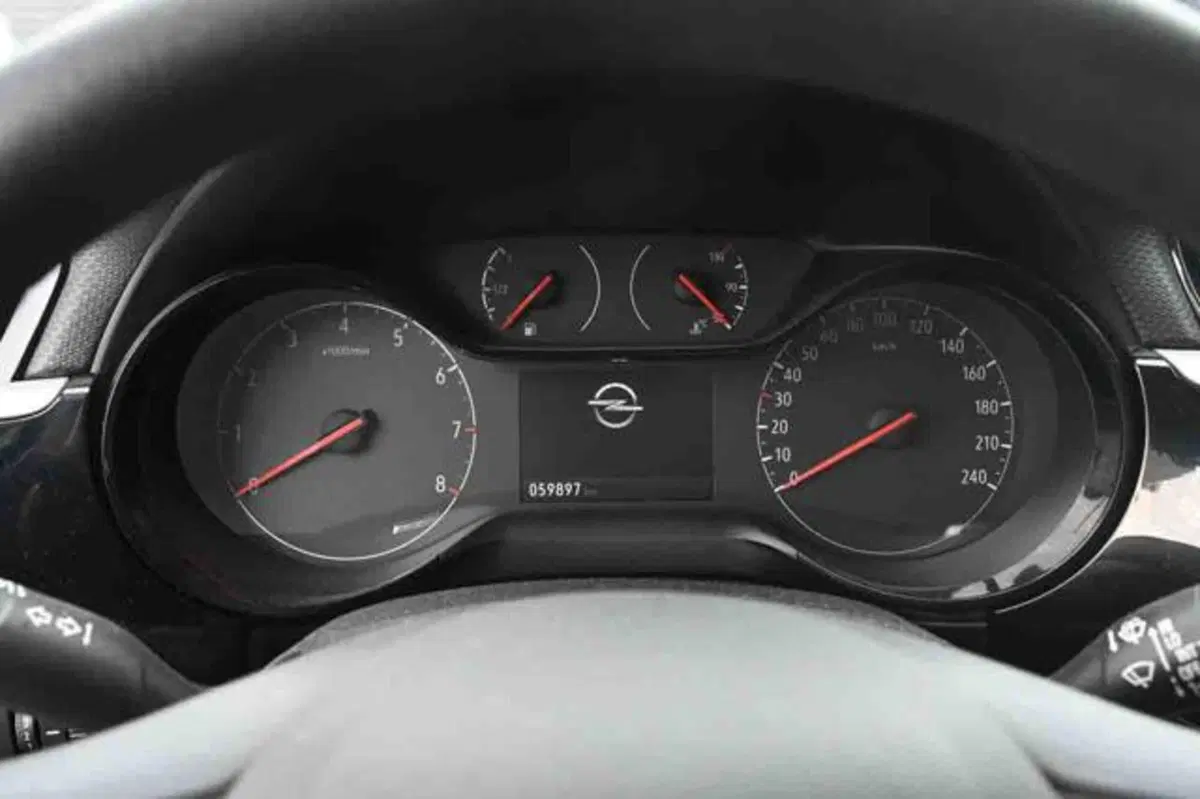 Opel Corsa usata a Torino (12)