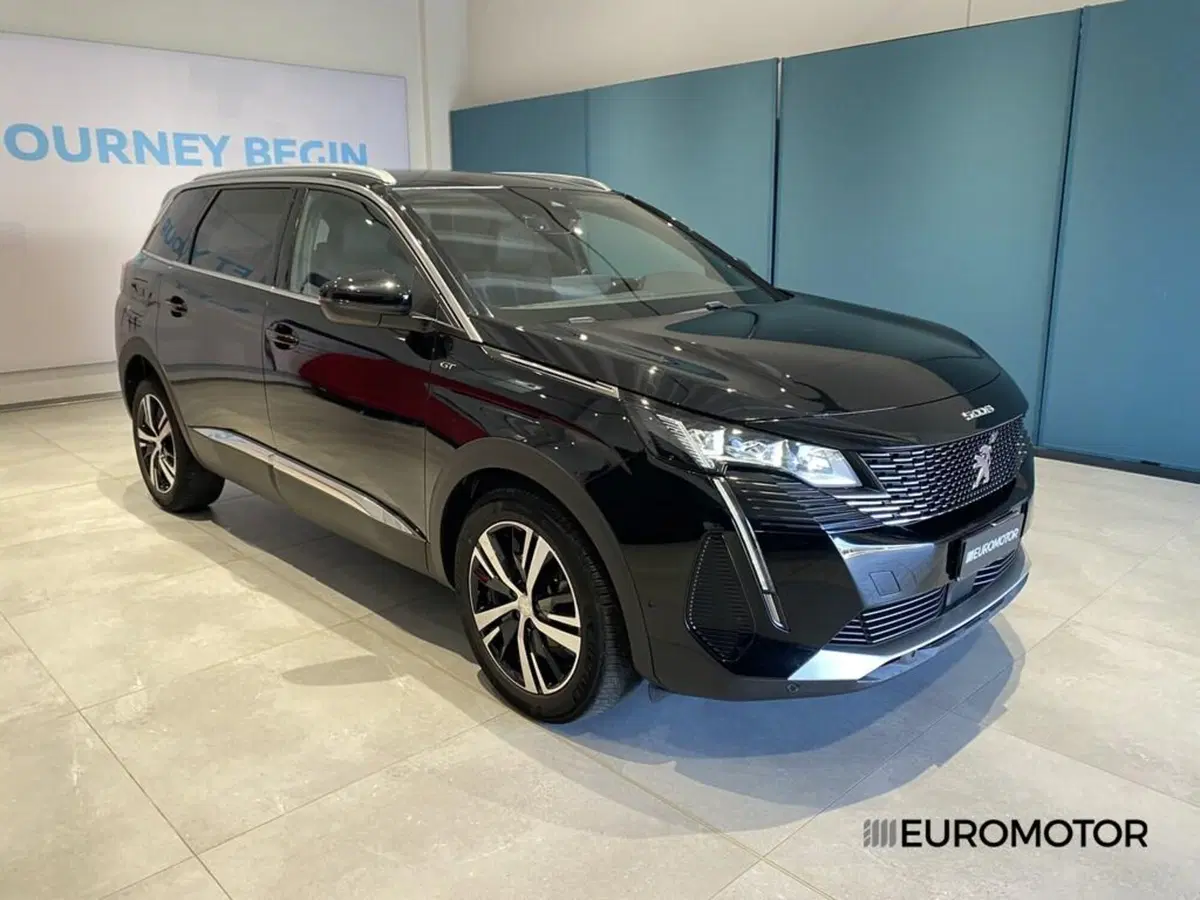 Peugeot 5008 usata a Bari (3)