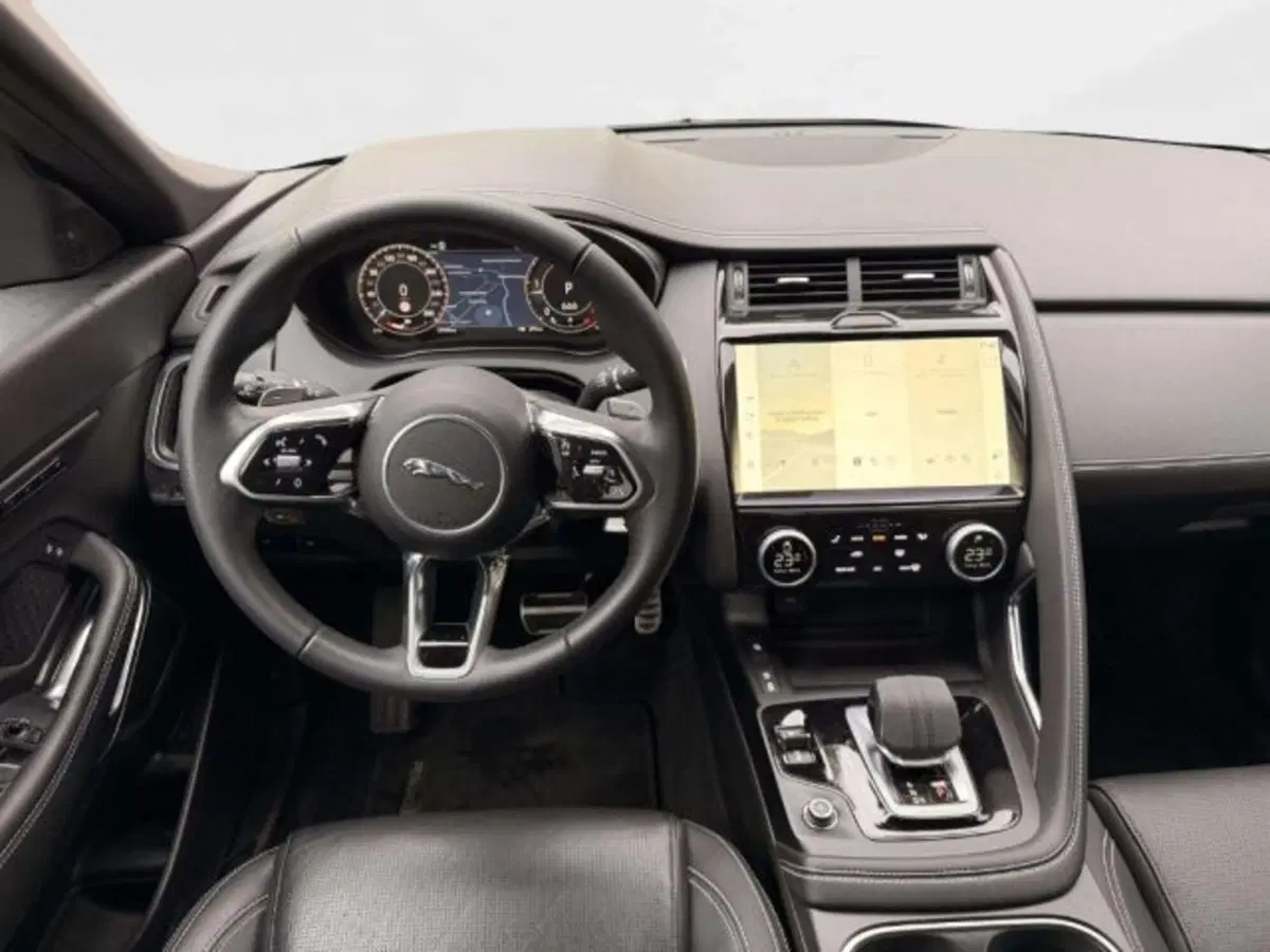 Jaguar E-Pace usata a Siena (15)