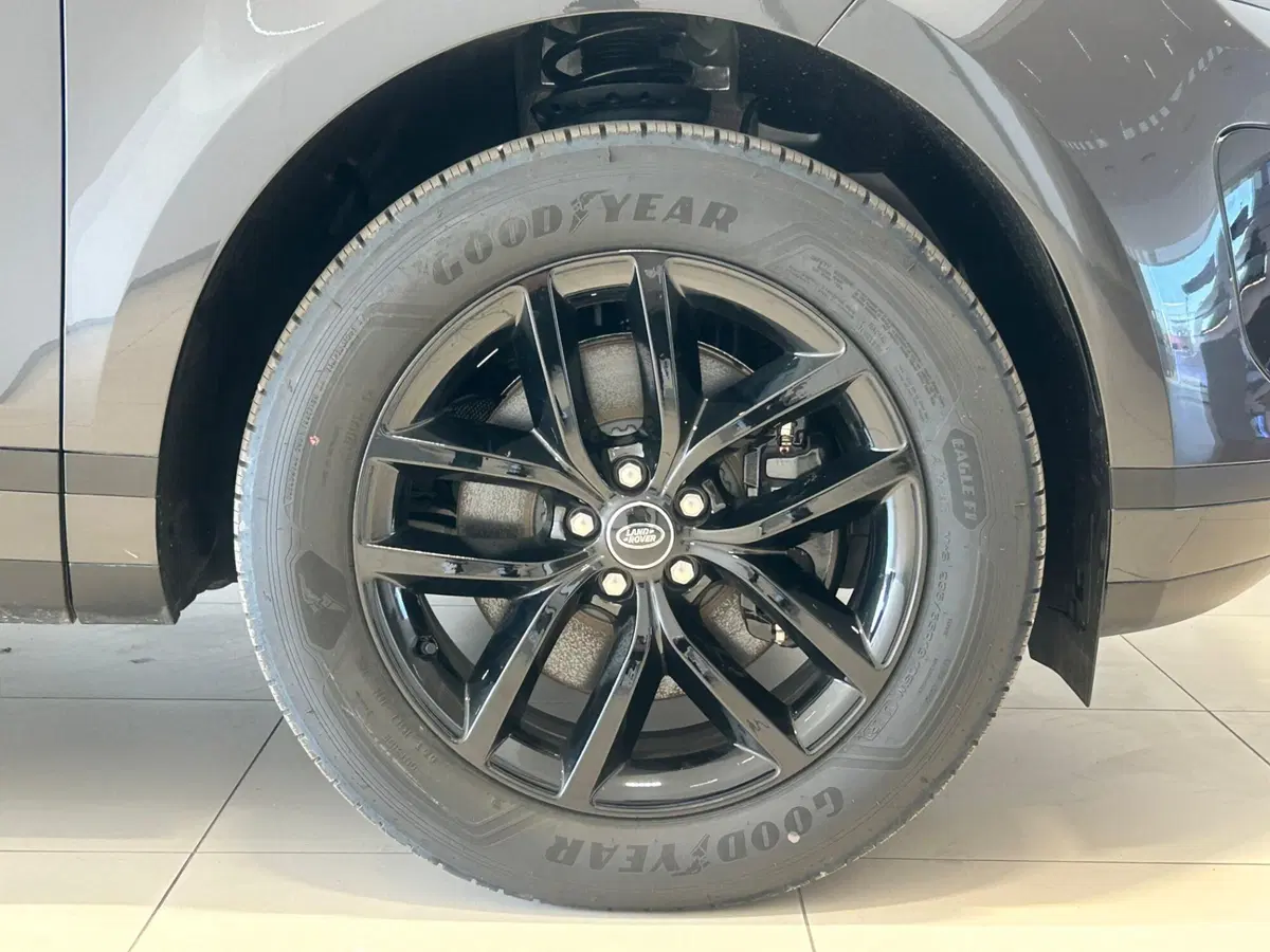 Land Rover Range Rover Evoque nuova a Napoli (9)