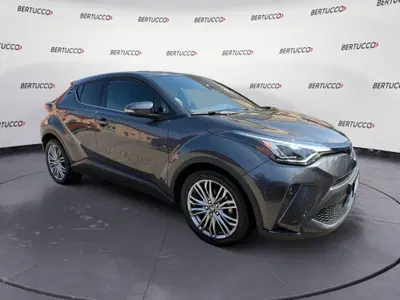 Toyota Toyota C-HR 1.8 Hybrid E-CVT Lounge del 2022 usata a Verona