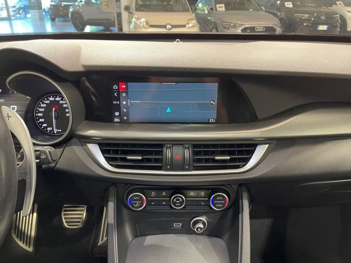 Alfa Romeo Stelvio usata a Sondrio (14)