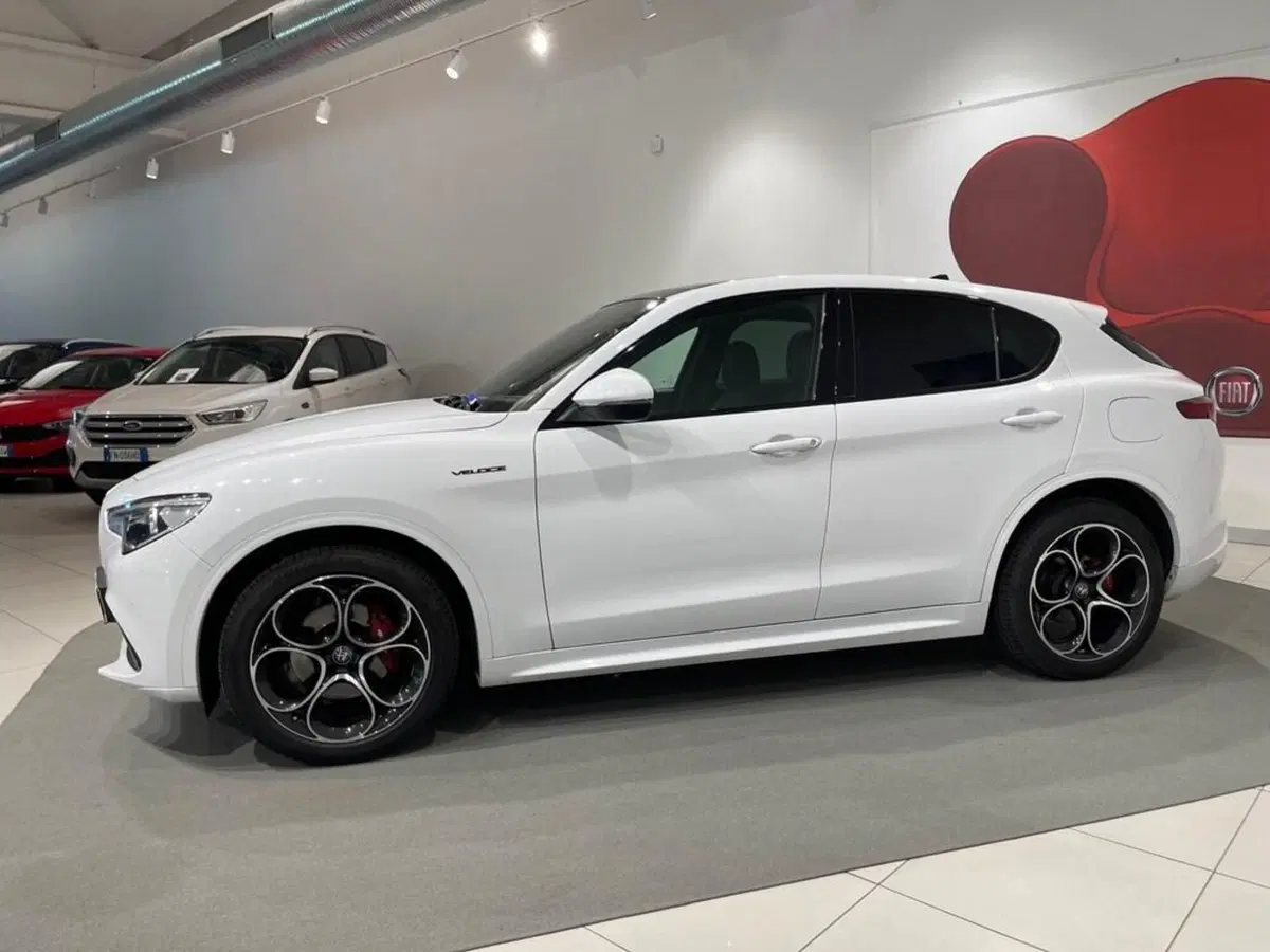 Alfa Romeo Stelvio usata a Sondrio (2)