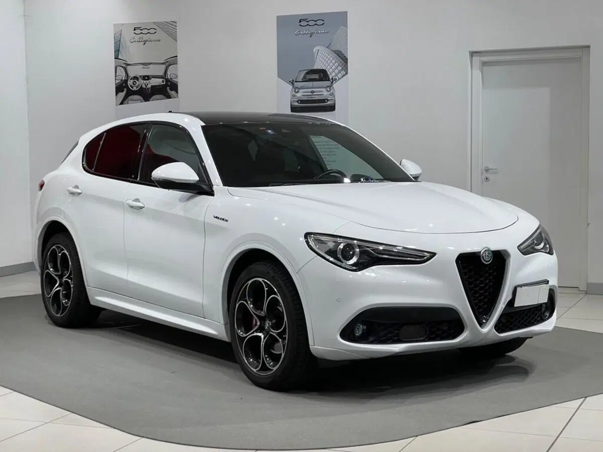 Alfa Romeo Stelvio usata a Sondrio (7)