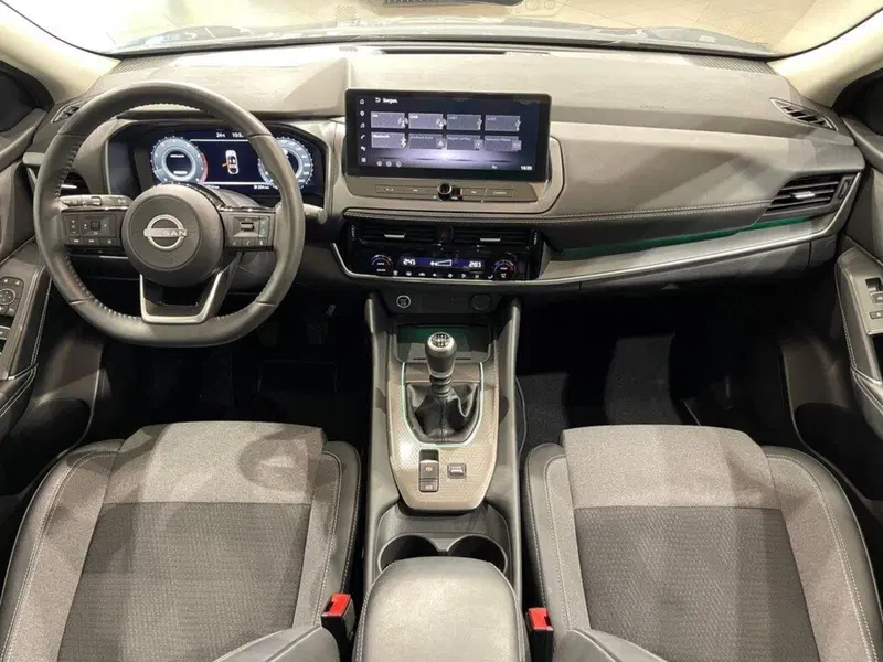 Nissan Qashqai usata a Sondrio (11)