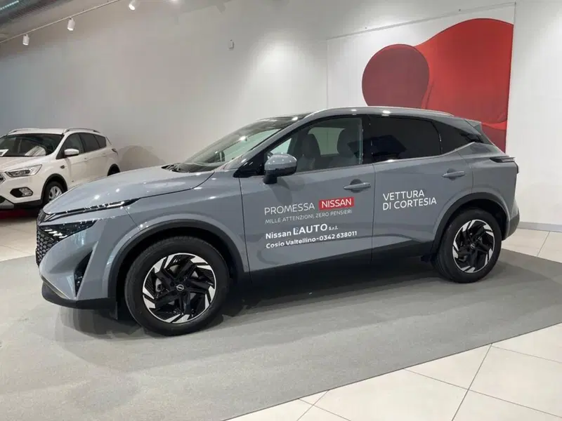 Nissan Qashqai usata a Sondrio (2)