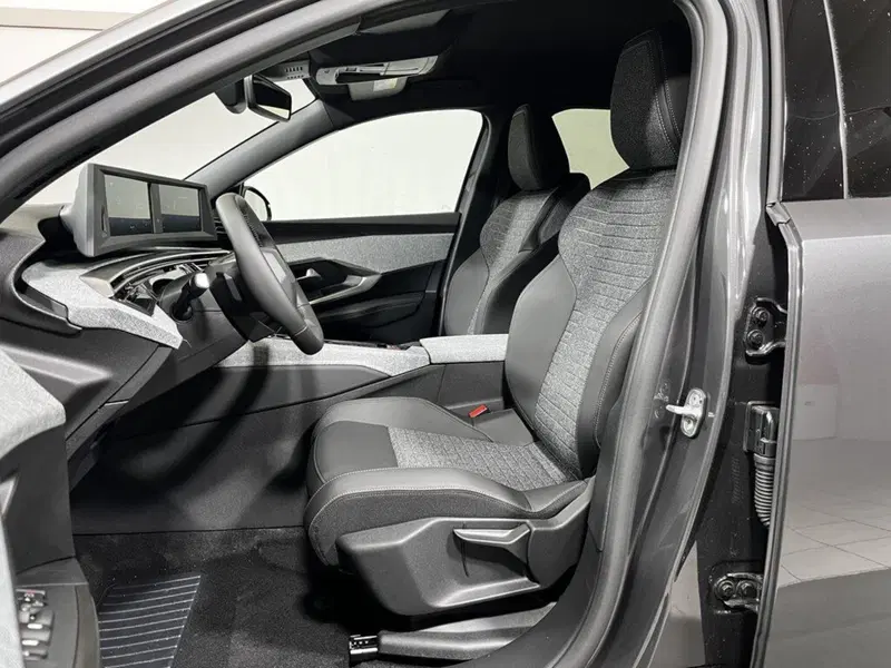 Peugeot 3008 nuova a Sondrio (10)