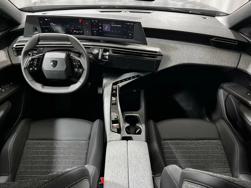 Peugeot 3008 nuova a Sondrio (12)