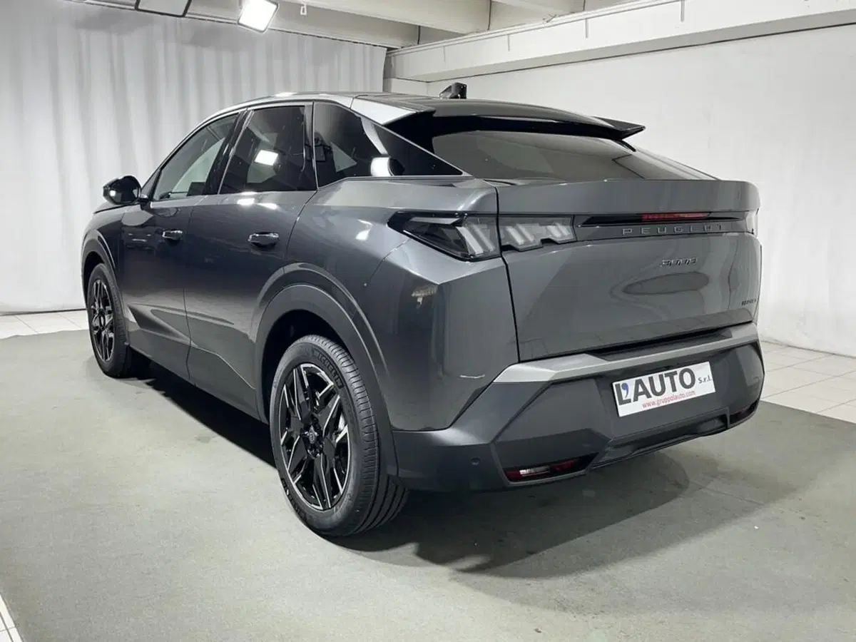 Peugeot 3008 nuova a Sondrio (3)