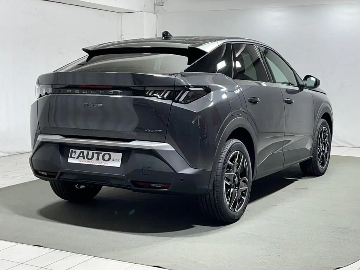 Peugeot 3008 nuova a Sondrio (5)