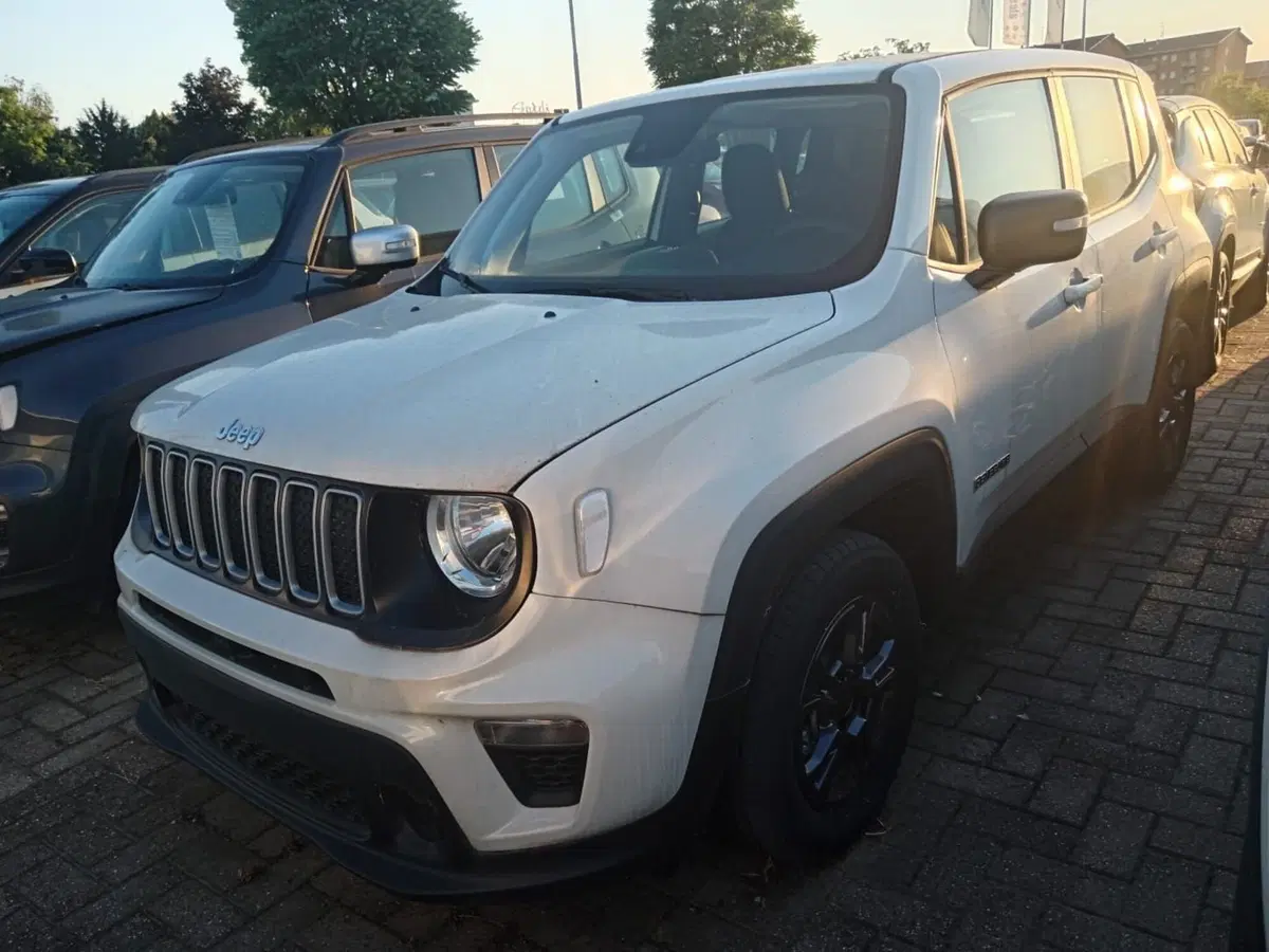 Jeep Renegade nuova a Alessandria