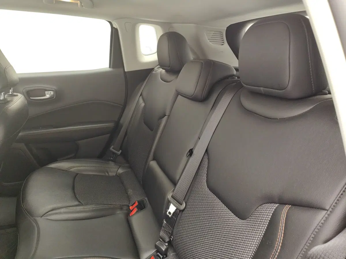 Jeep Compass usata a Como (13)
