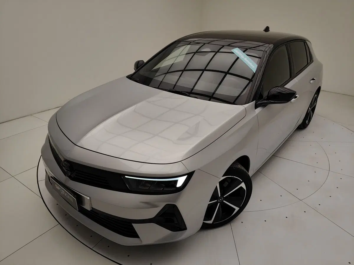Opel Astra usata a Como (14)