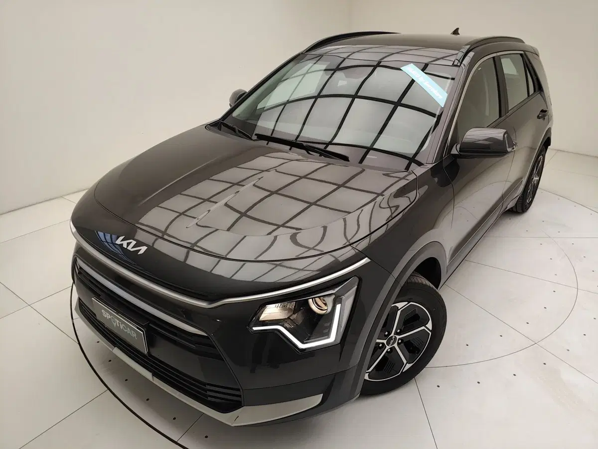 Kia Niro usata a Como (15)