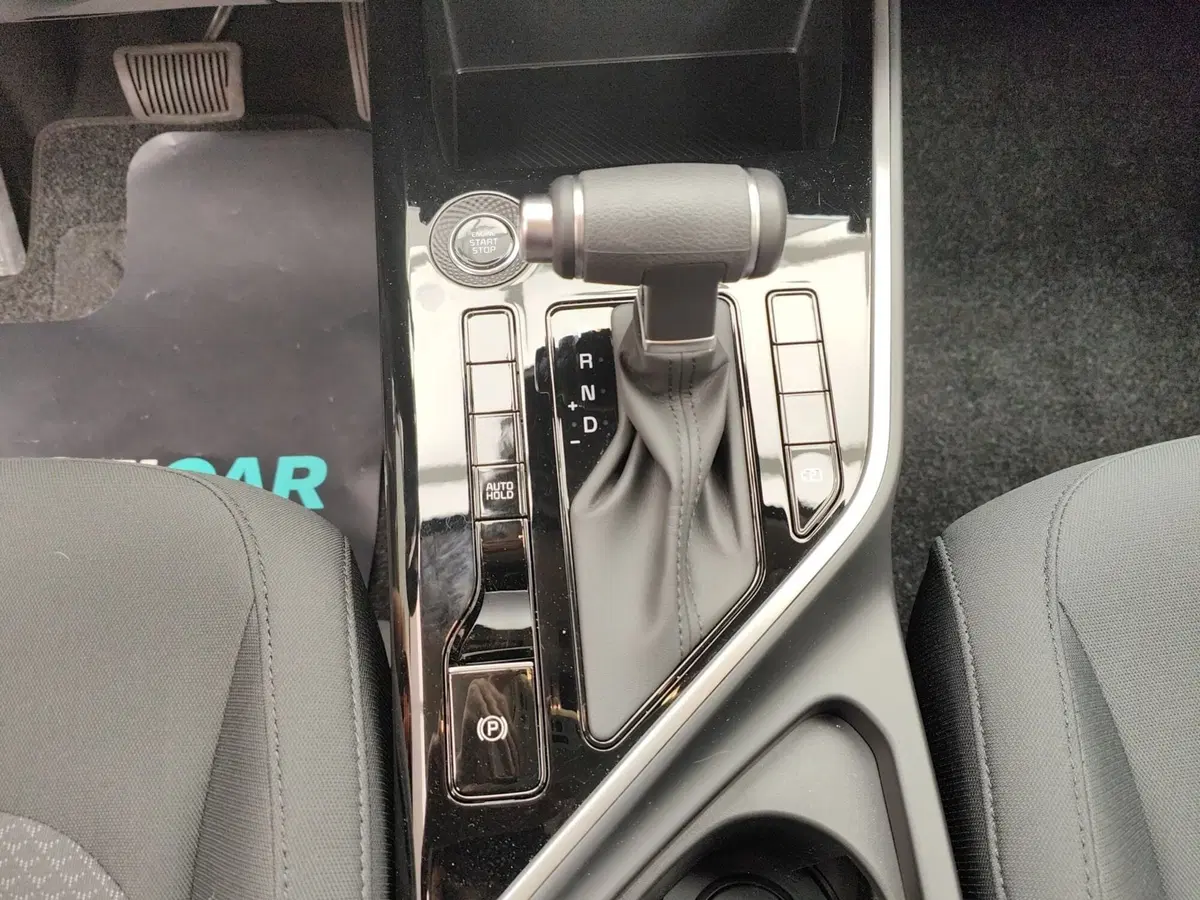 Kia Niro usata a Como (19)