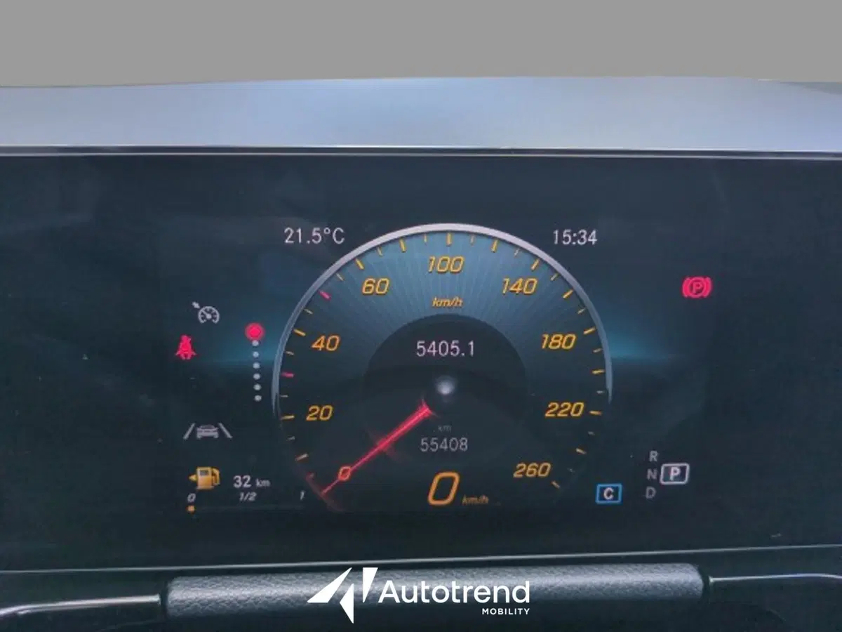 Mercedes-Benz GLA SUV usata a Bari (5)