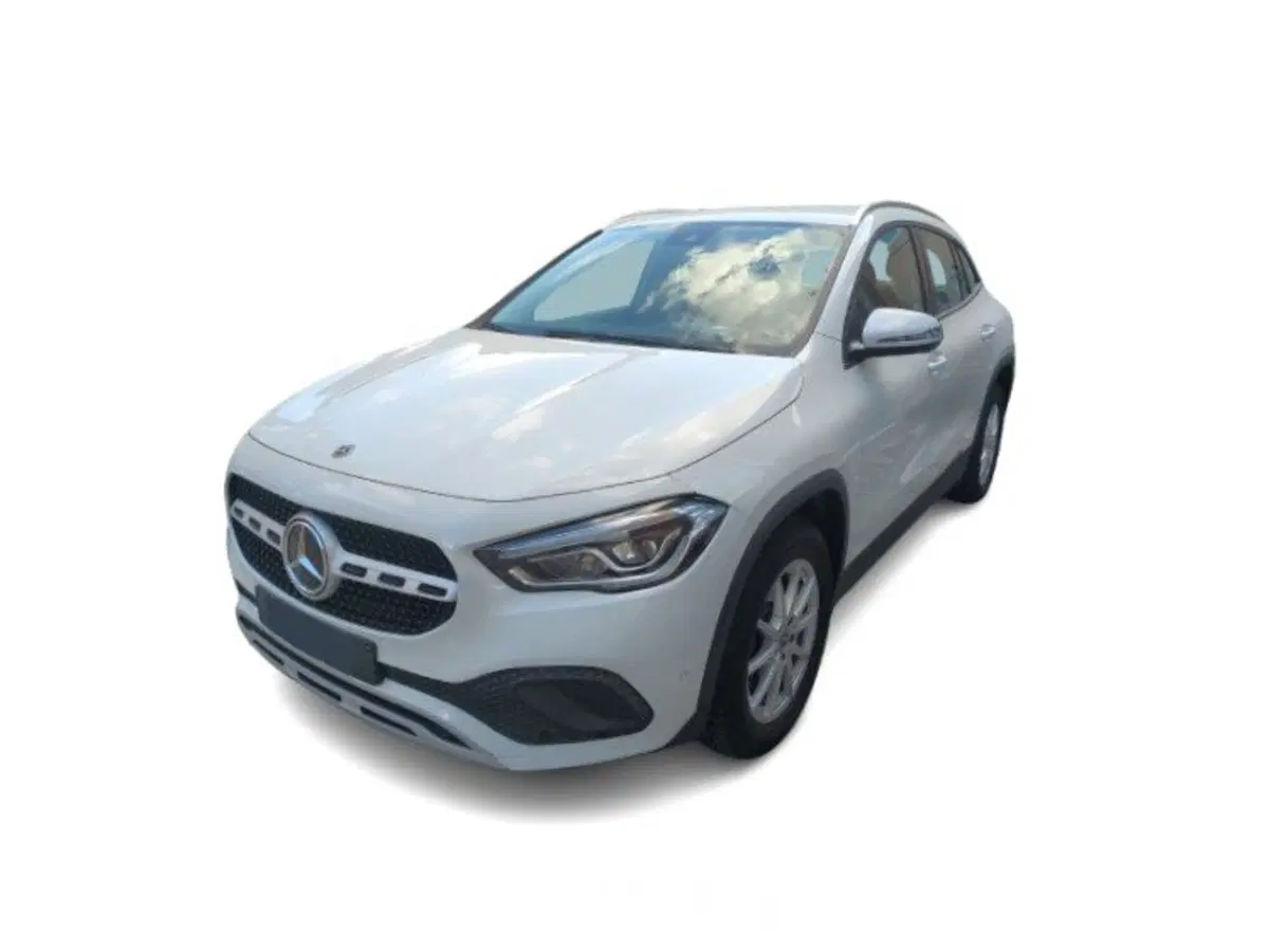 Mercedes-Benz GLA SUV usata a Bari (9)