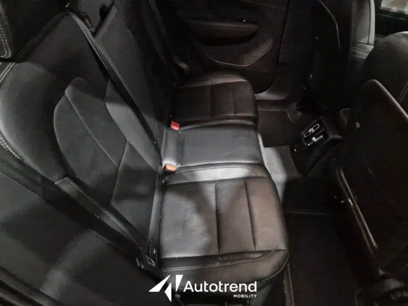 Volvo XC40 usata a Bari (20)