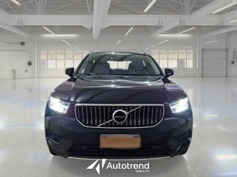 Volvo XC40 usata a Bari (3)