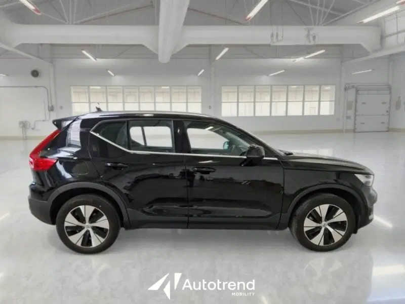 Volvo XC40 usata a Bari (15)