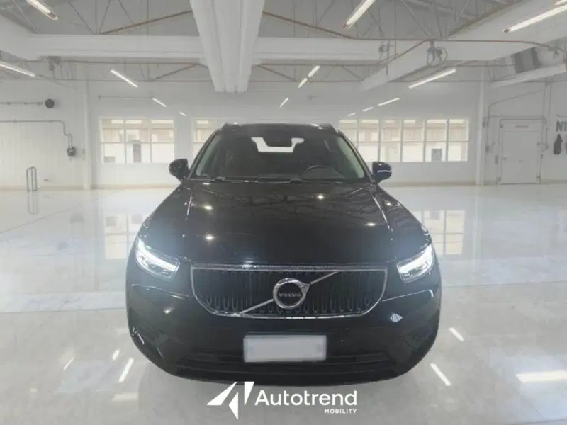 Volvo XC40 usata a Bari (14)