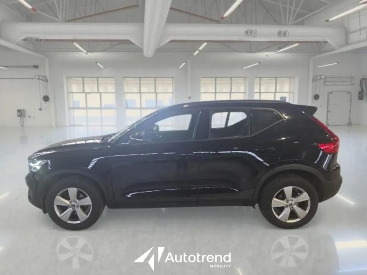 Volvo XC40 usata a Bari (15)