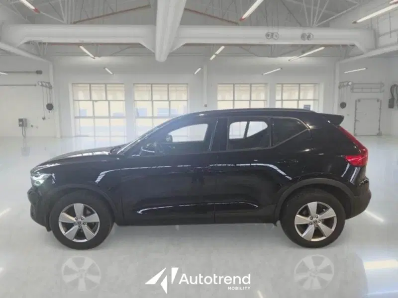 Volvo XC40 usata a Bari (15)