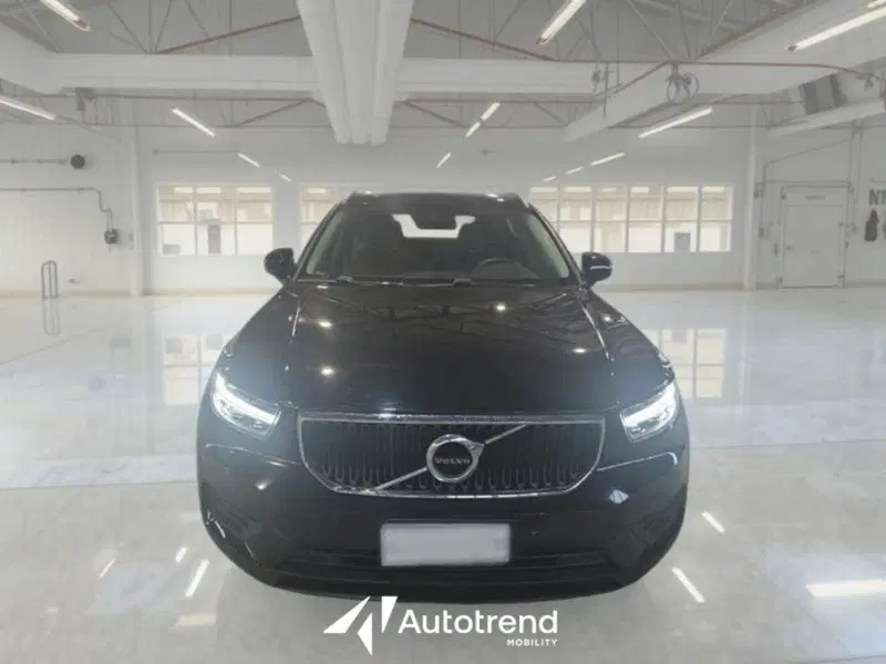 Volvo XC40 usata a Bari (3)