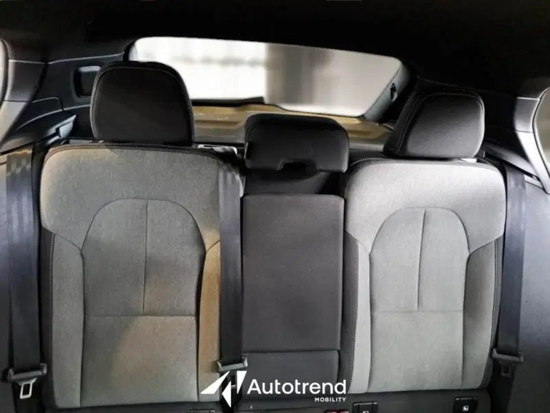 Volvo XC40 usata a Bari (11)
