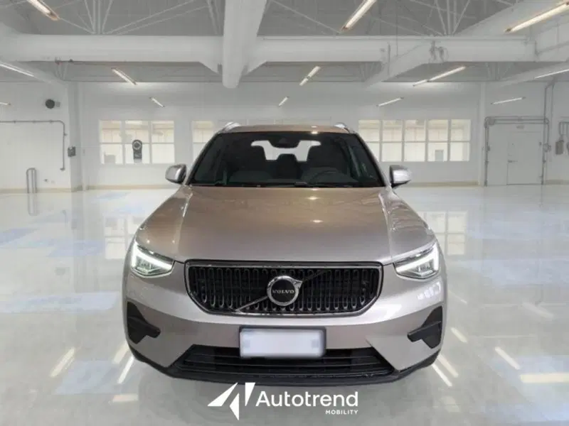 Volvo XC40 usata a Bari (3)