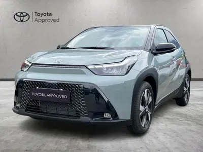 Toyota Aygo X 1.5 hybrid Icon e-cvt del 2026 usata a Poggiridenti