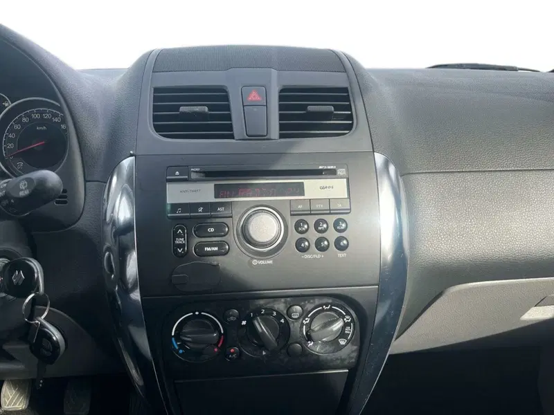 Suzuki SX4 usata a Sondrio (13)