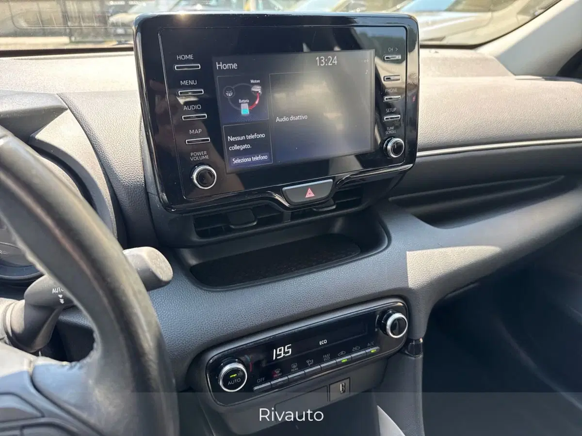 Toyota Yaris usata a Como (10)