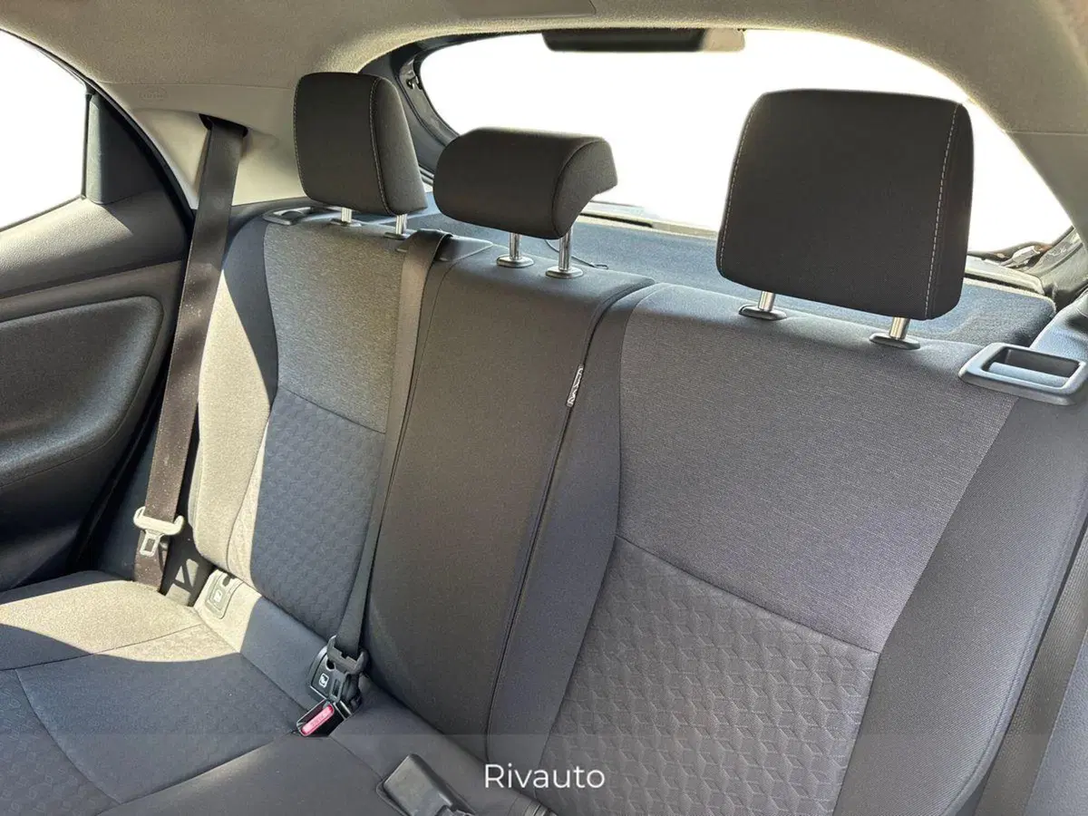 Toyota Yaris usata a Como (11)
