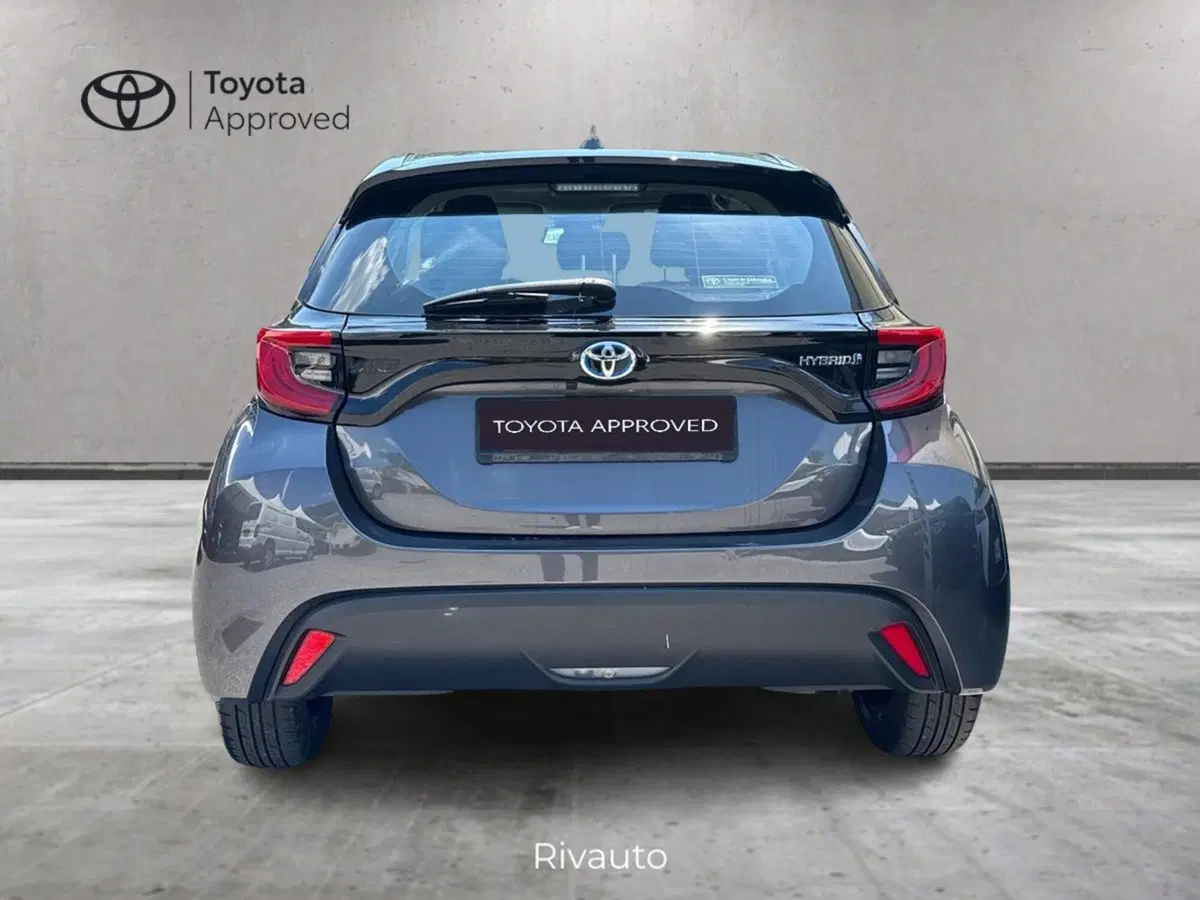 Toyota Yaris usata a Como (12)