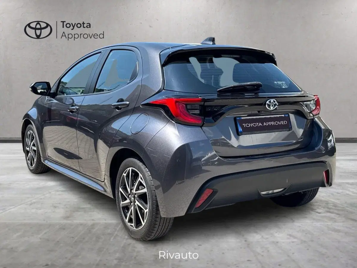 Toyota Yaris usata a Como (5)