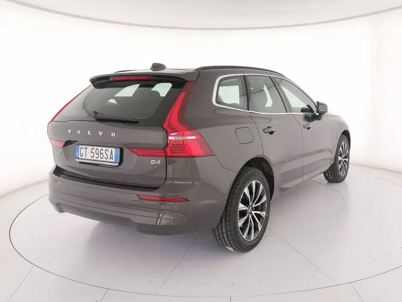 Volvo XC60 usata a Roma (2)