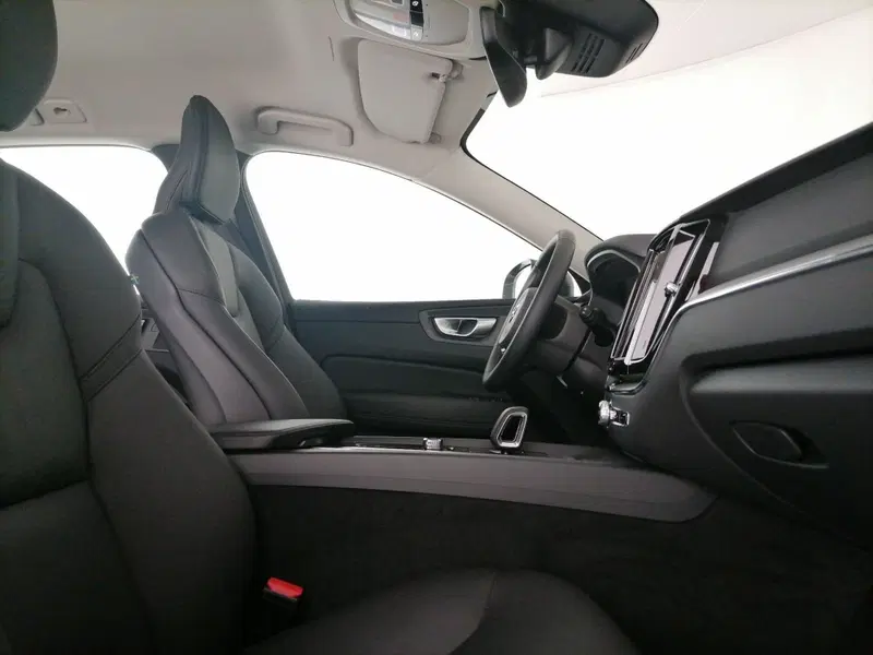 Volvo XC60 usata a Roma (6)