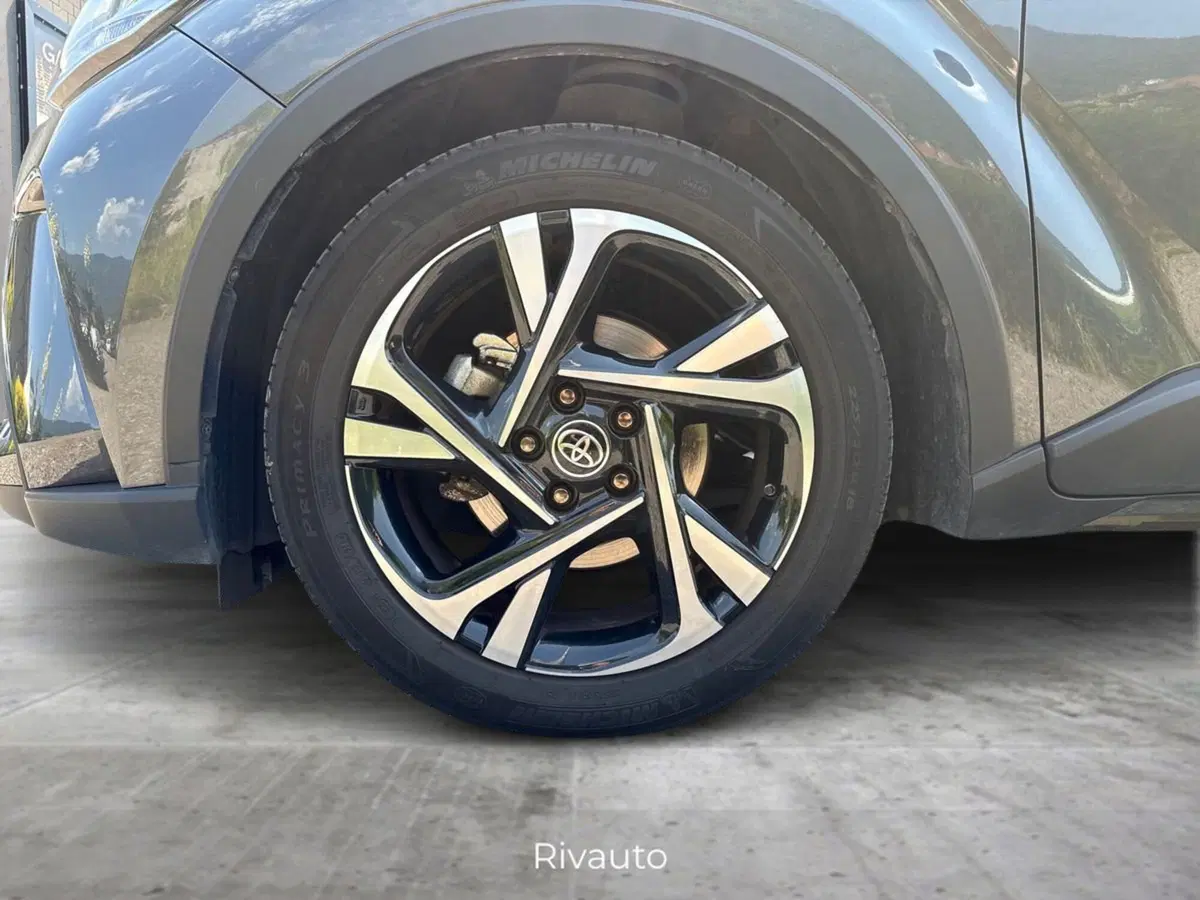 Toyota Toyota C-HR usata a Como (15)