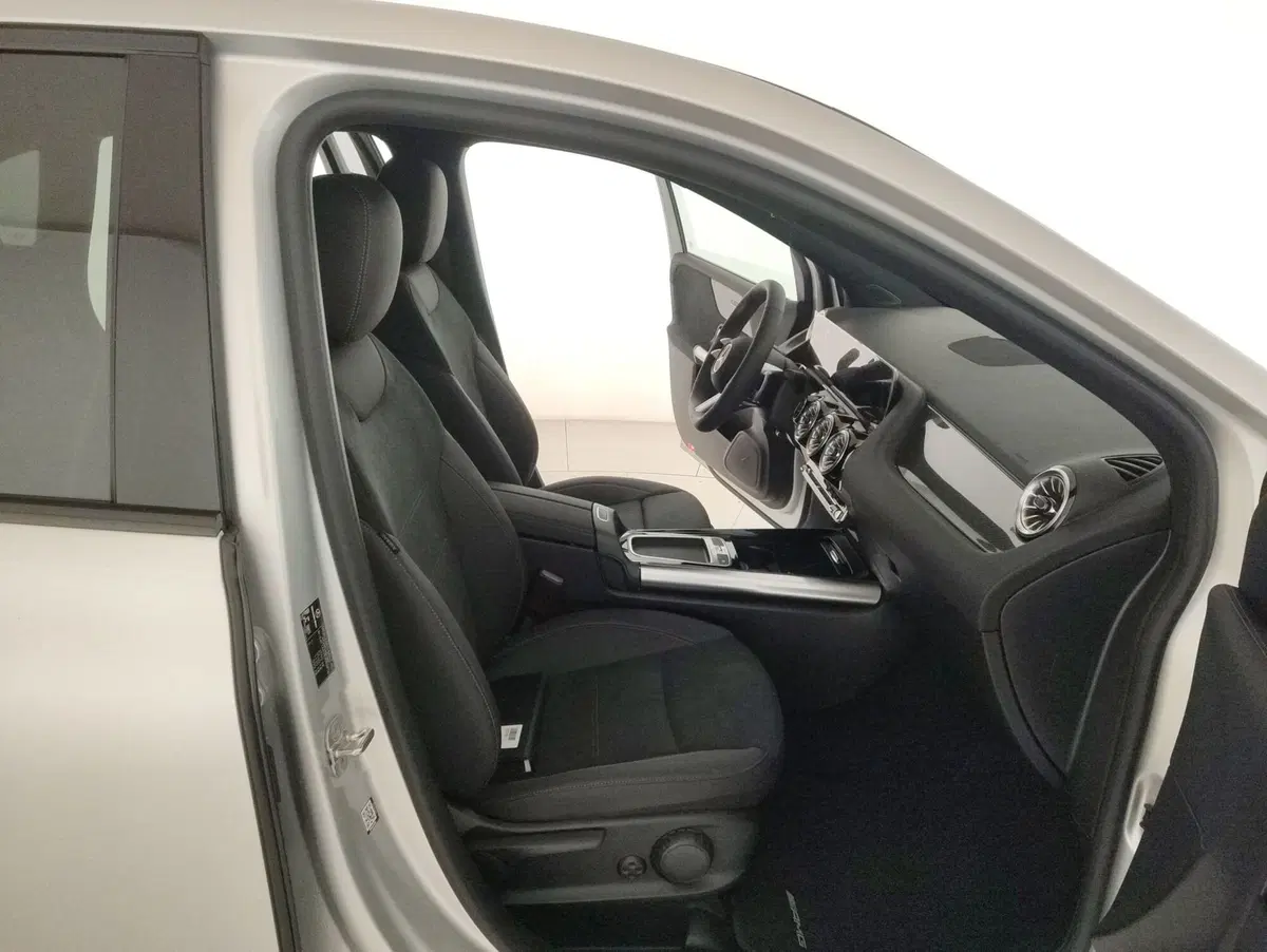 Mercedes-Benz Classe B nuova  (10)